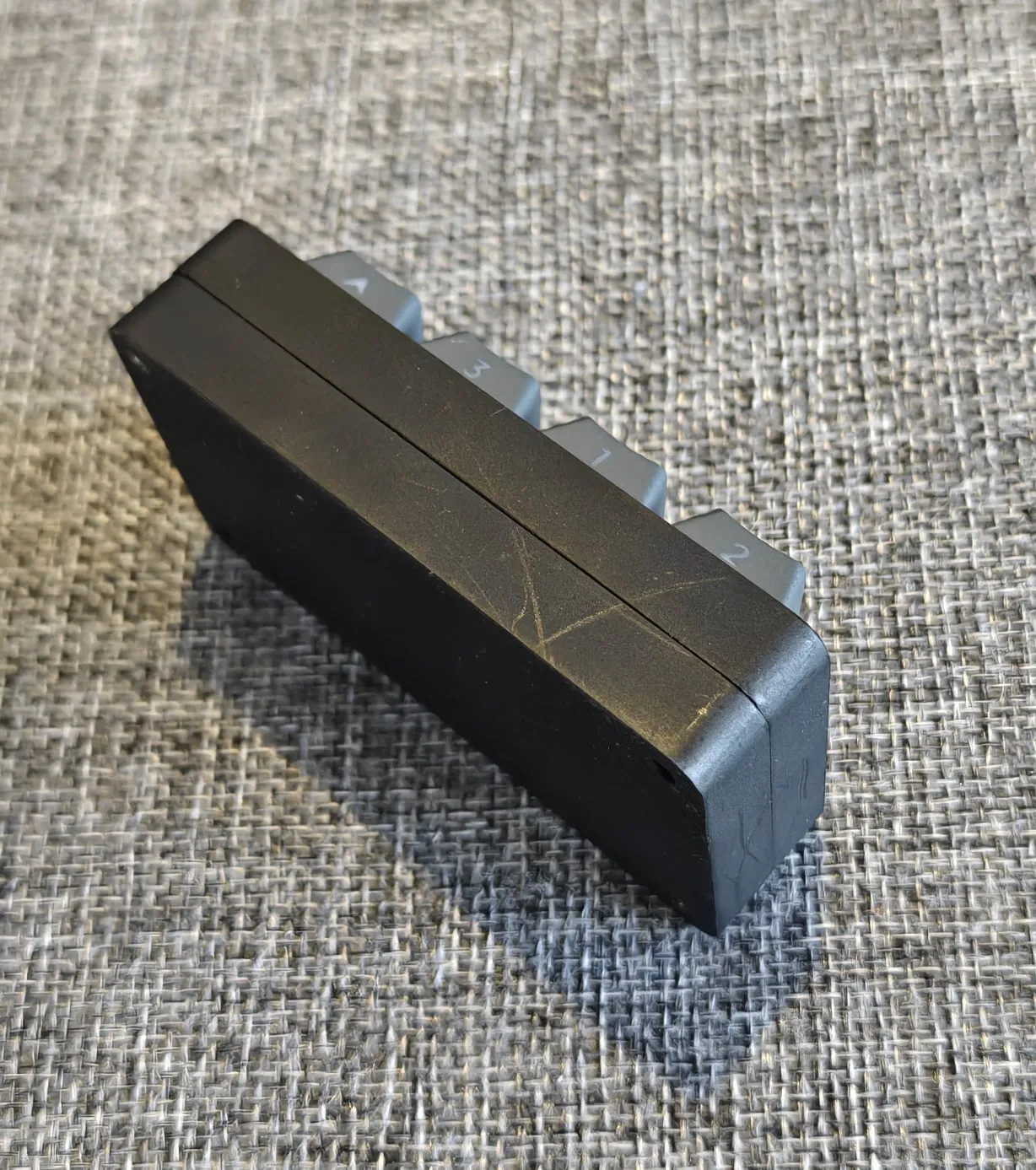 滑らかな質感を追求したケースの試作品