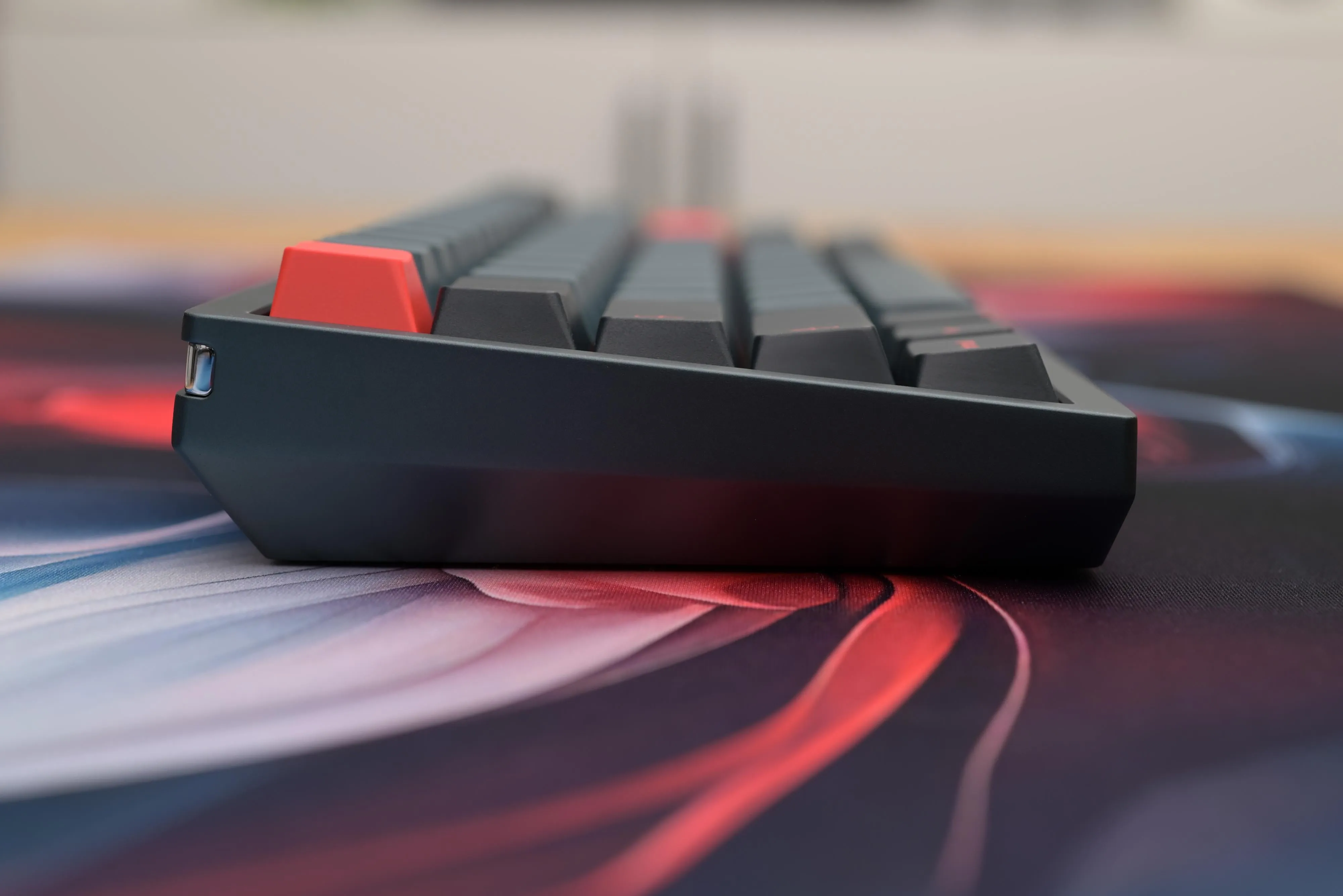 Mode Envoy + GMK Redline 1