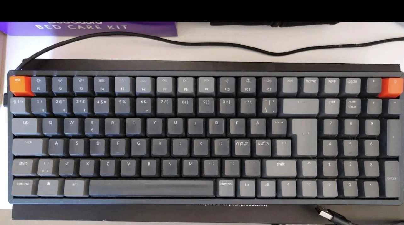 購入されたKeychron K4の様子