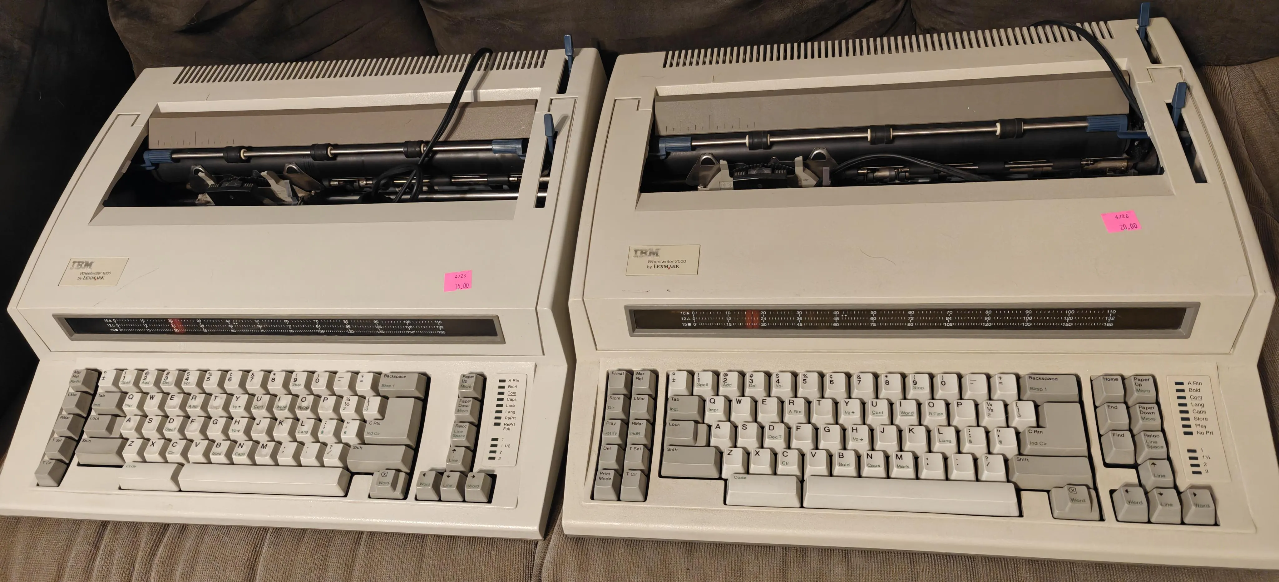 リサイクルショップで見つかったIBM Wheelwriter 1000 & 2000