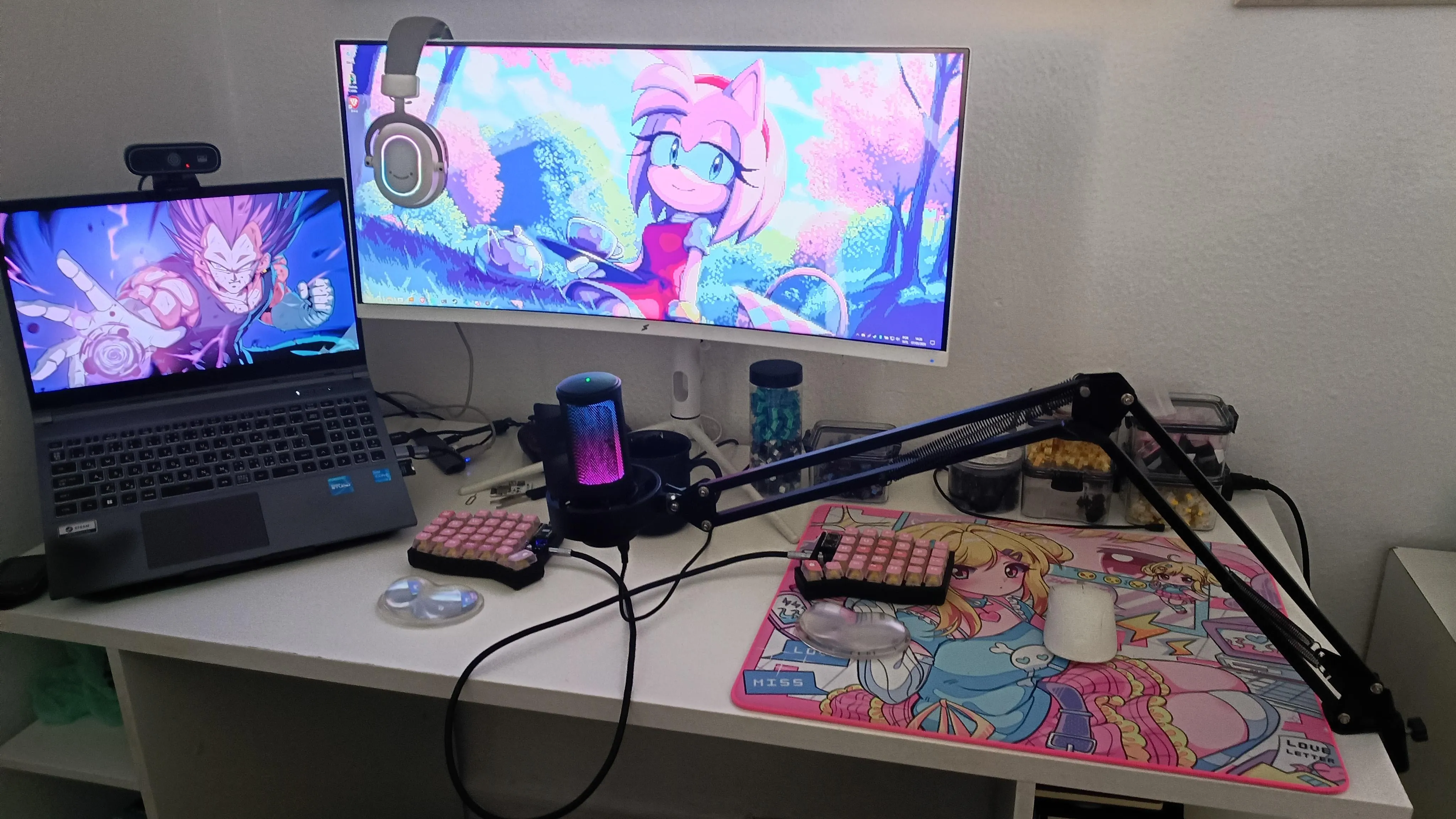 ピンクで統一されたSofle V2の全体像