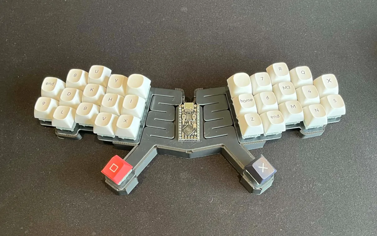 Leonardo KeycapRioの外観
