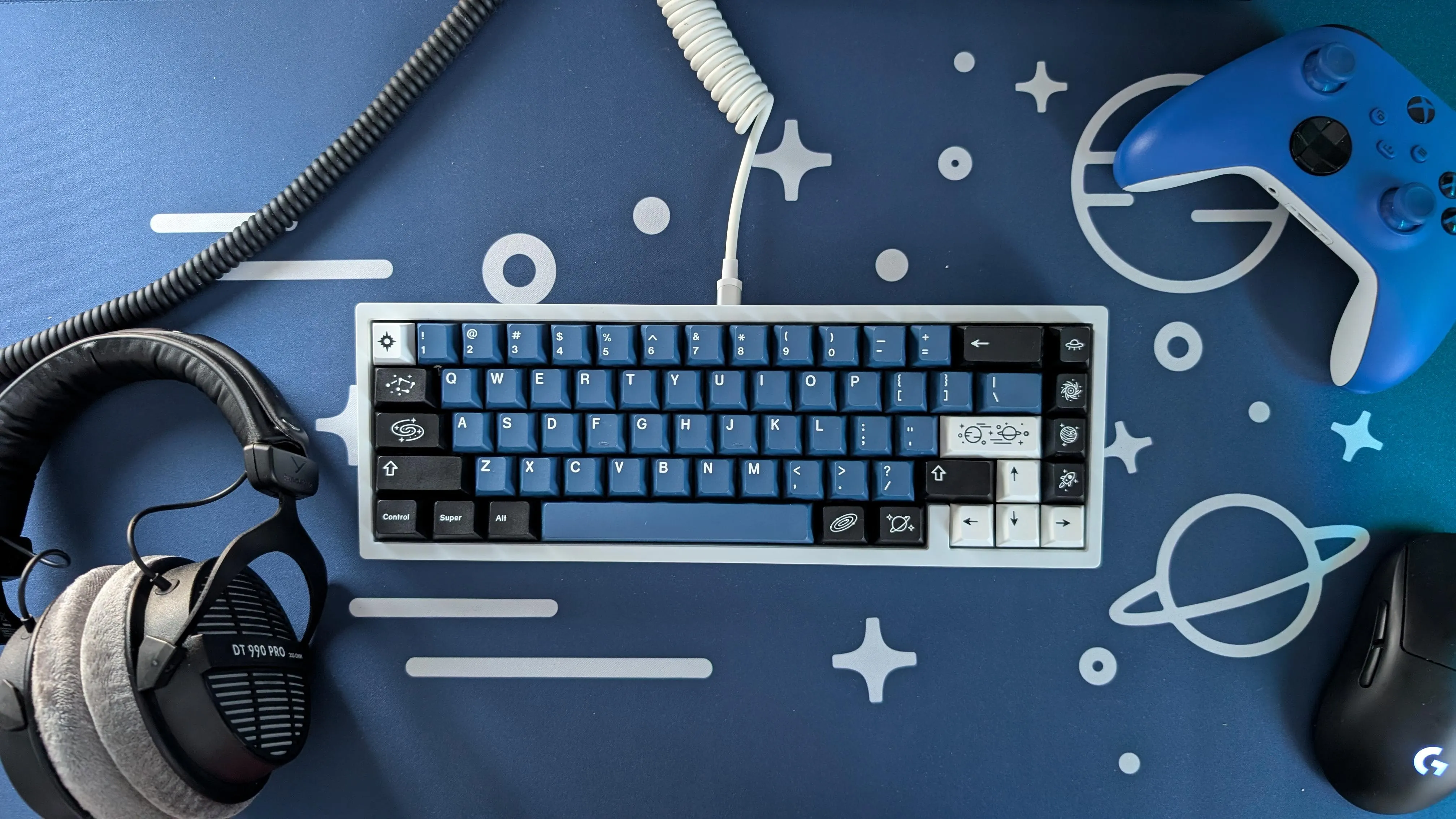 Mode Envoyを用いた青と白のカスタムビルド